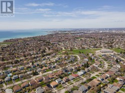 25 Cumberland Lane # 110, Ajax - 