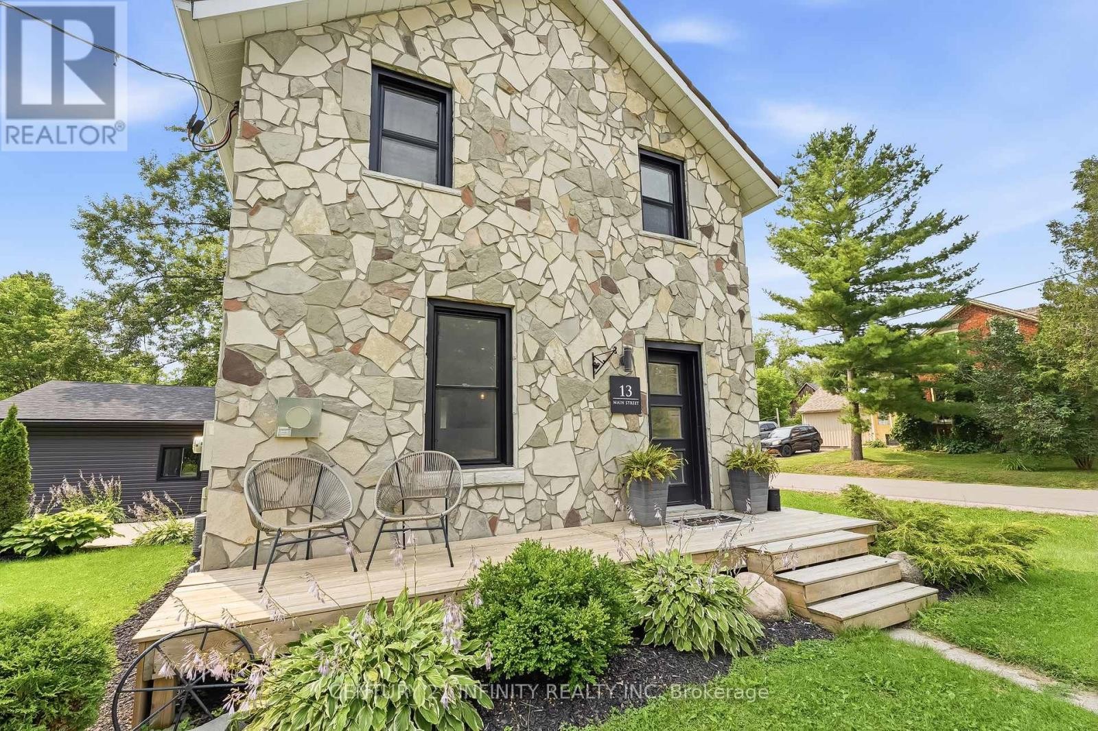 13 Main Street, Cavan Monaghan, ON