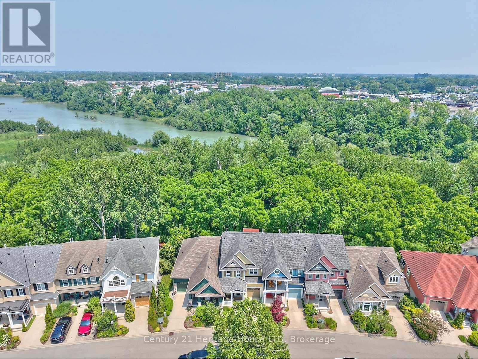 14 Tulip Tree Common, St. Catharines (Grapeview), ON