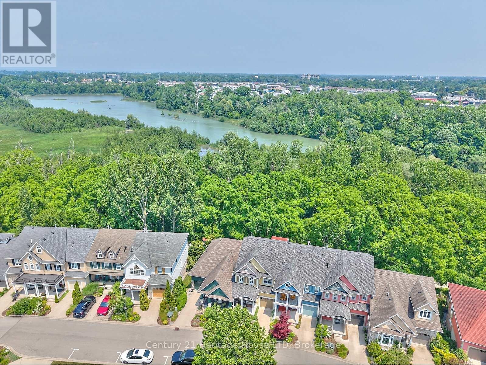 14 Tulip Tree Common, St. Catharines (Grapeview), ON