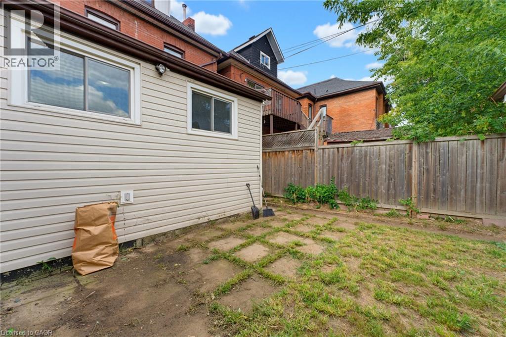 23 Nightingale Street, Hamilton, ON