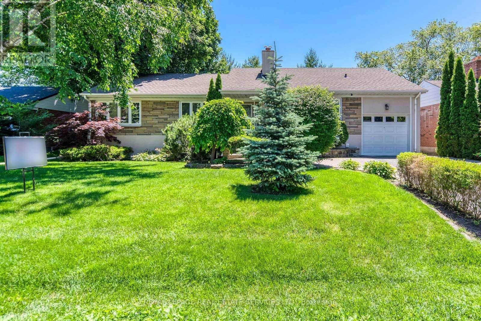 1602 Lincolnshire Boulevard, Mississauga, ON