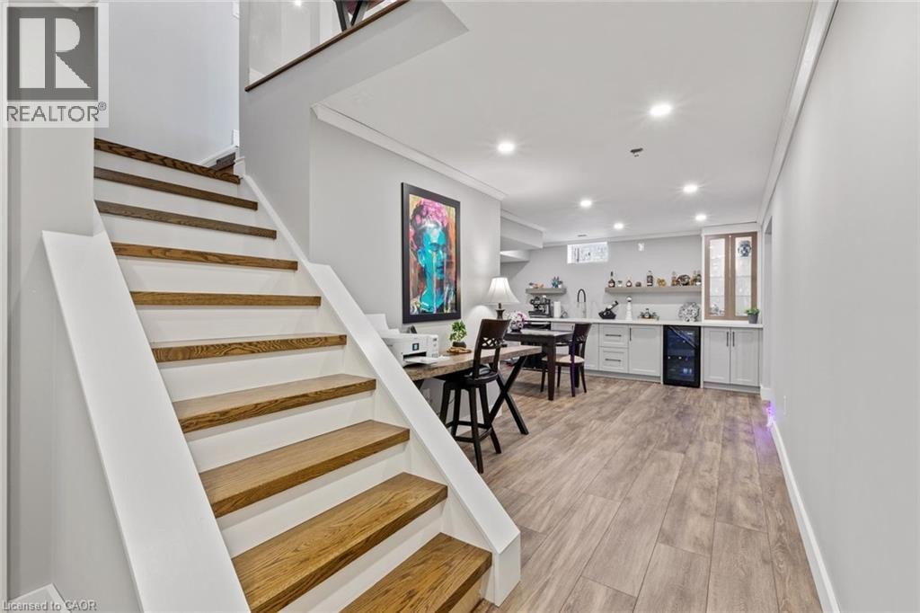 215 Vinton Road, Ancaster, ON