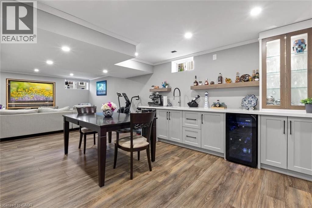 215 Vinton Road, Ancaster, ON