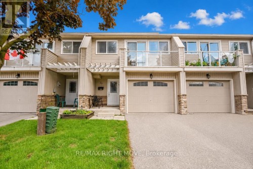 31 - 12 LANKIN BOULEVARD  Orillia, ON L3V 6T2