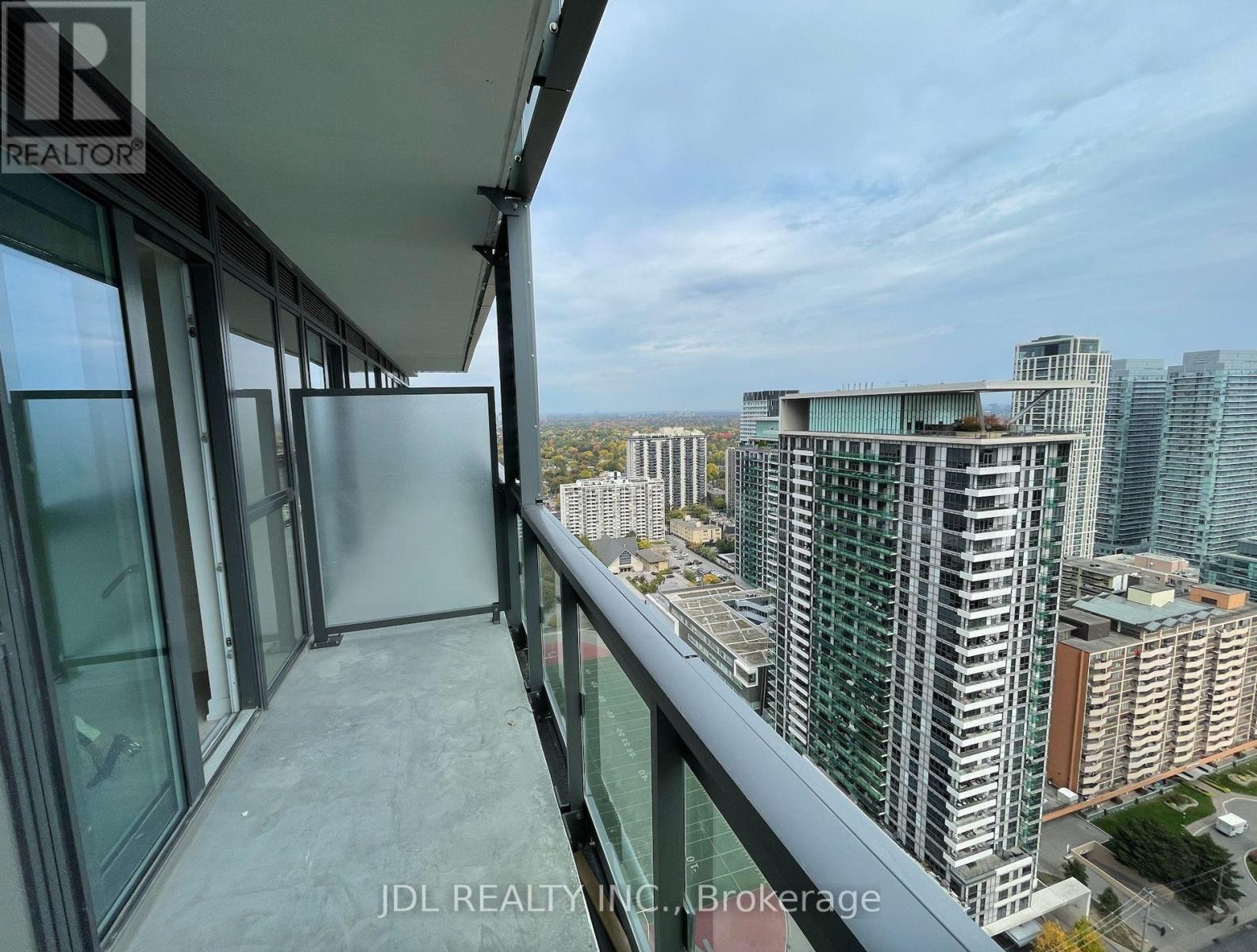 39 Roehampton Avenue, Toronto, ON