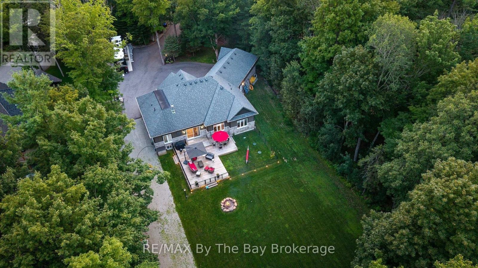 81 Spruce Street, Tiny, ON