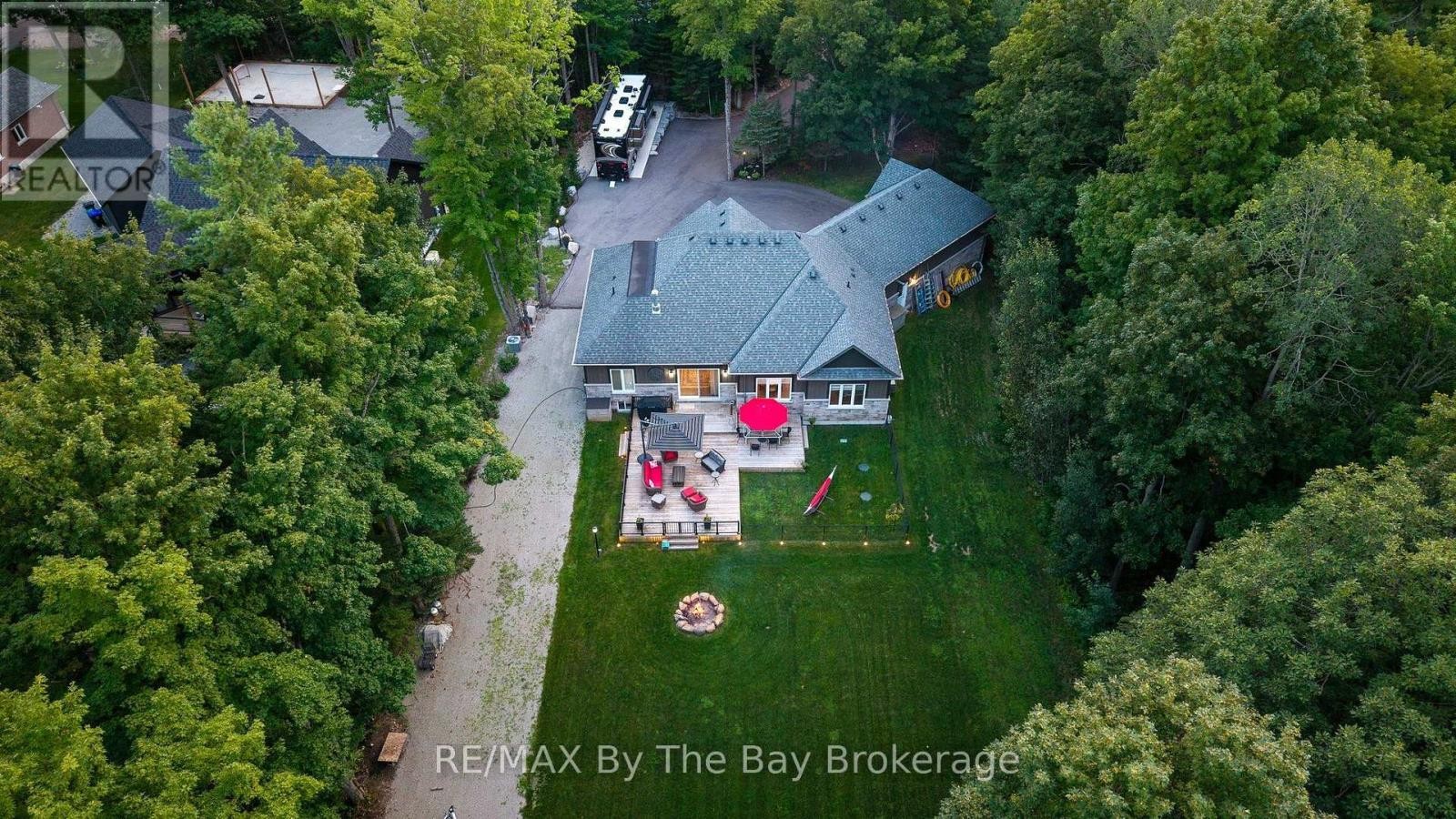 81 Spruce Street, Tiny, ON