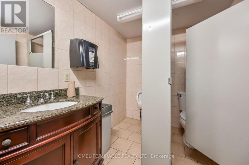 54 Centennial Parkway N, Hamilton, ON 