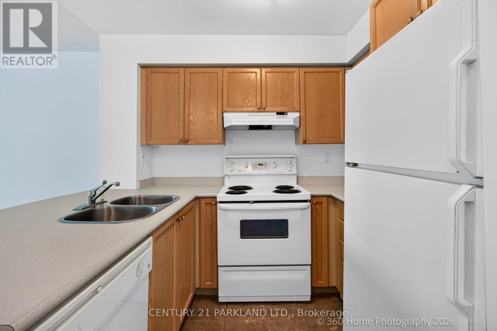 609 - 109 Front Street E, Toronto, ON