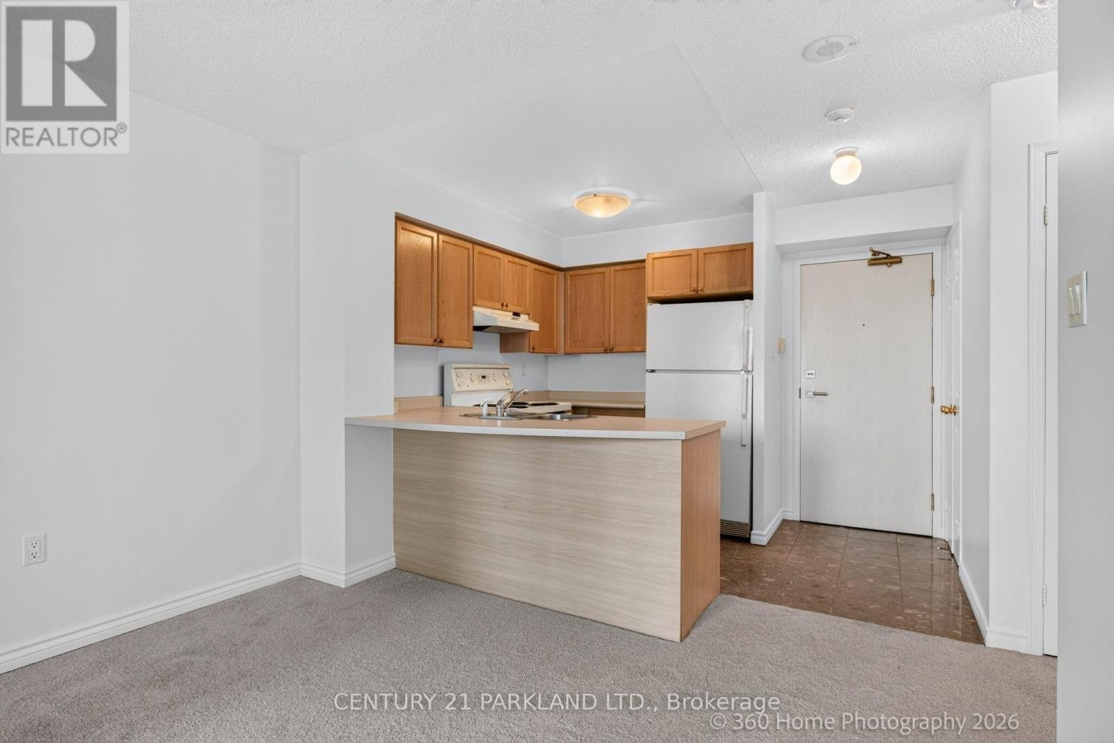 609 - 109 Front Street E, Toronto, ON