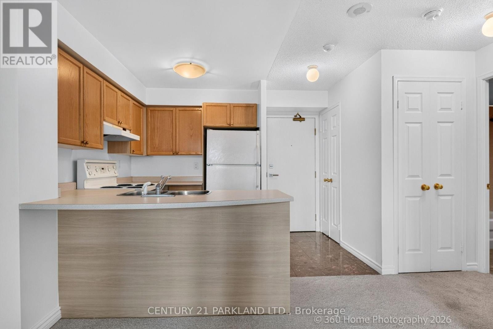 609 - 109 Front Street E, Toronto, ON