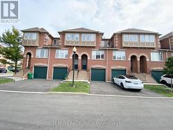 42 - 3020 CEDARGLEN GATE Mississauga, ON L5C 4S7