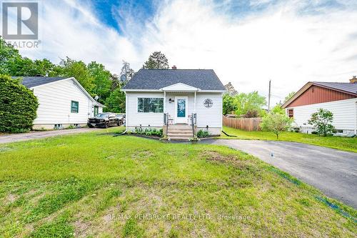 14 SUMMIT STREET  Deep River, ON K0J 1P0