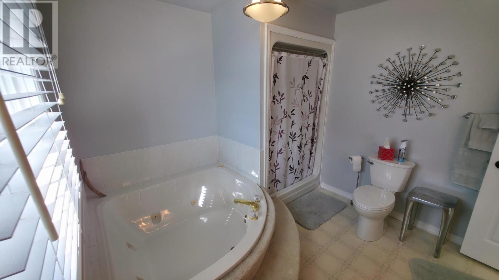 34 Fairmount Dr, Sault Ste. Marie, ON