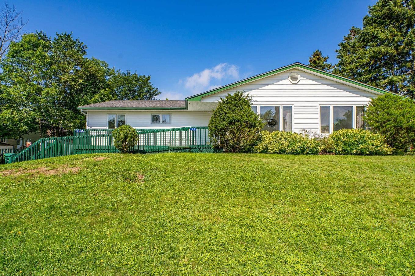 122 Victoria Street, Windsor, NS