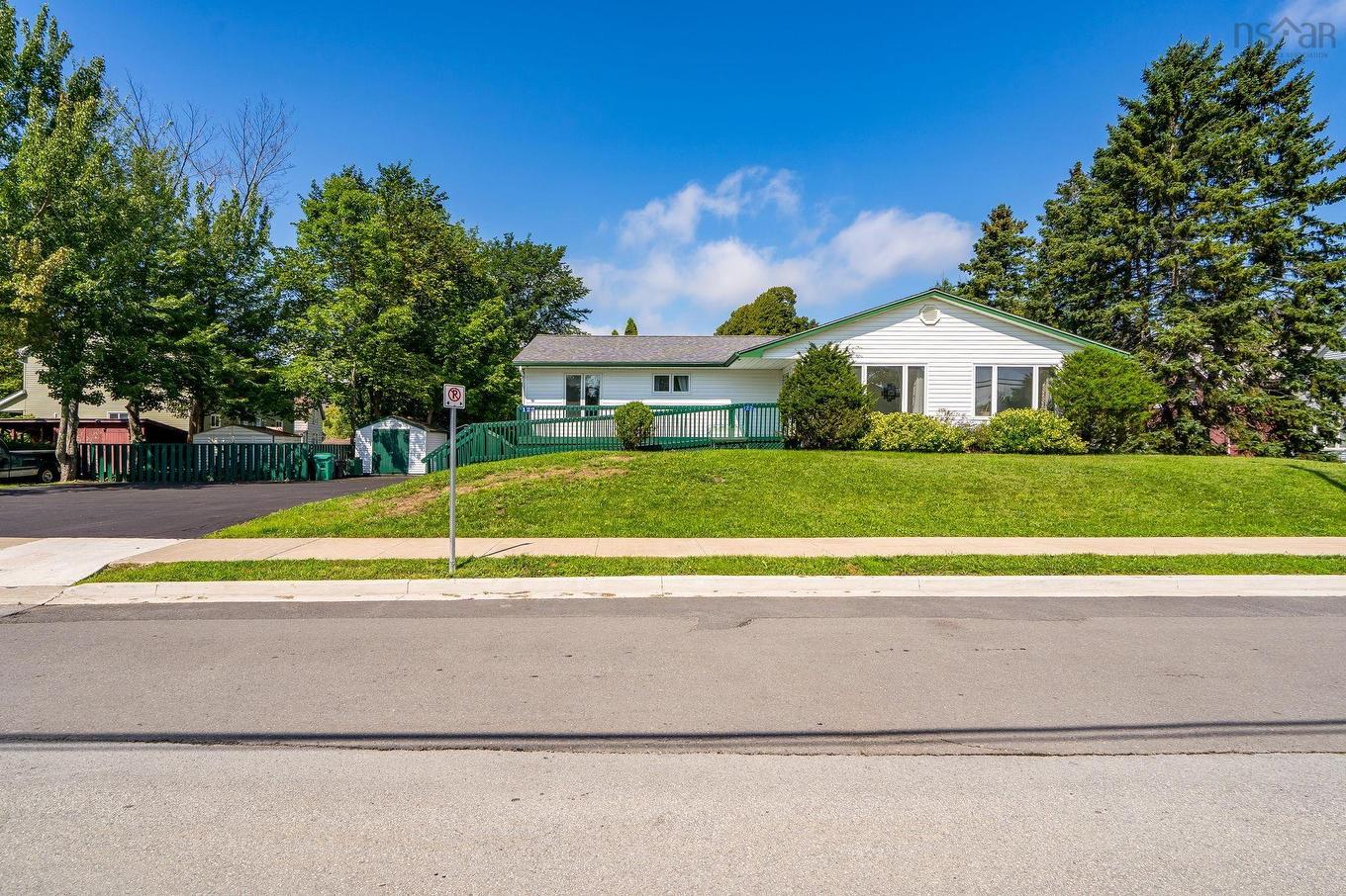 122 Victoria Street, Windsor, NS