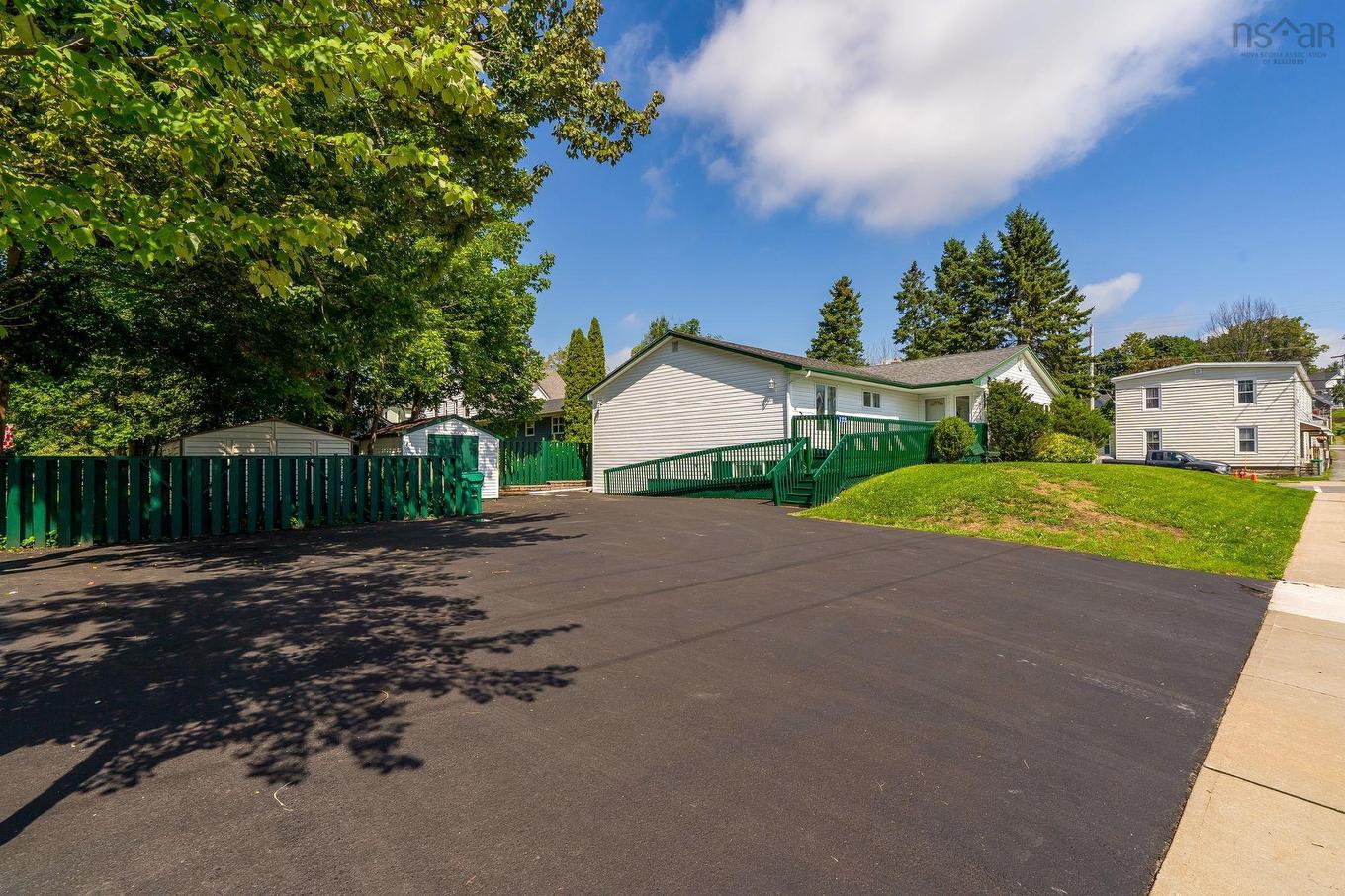 122 Victoria Street, Windsor, NS