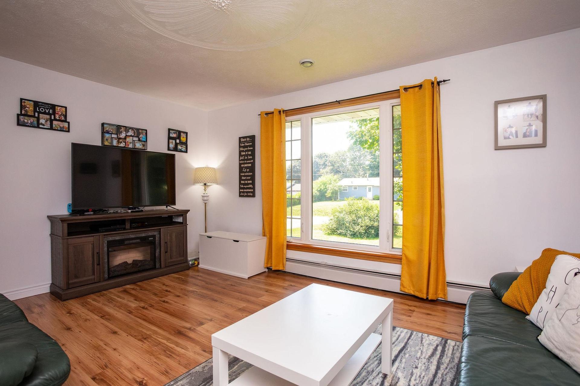 40 Poplar Drive, Cornwall, PE