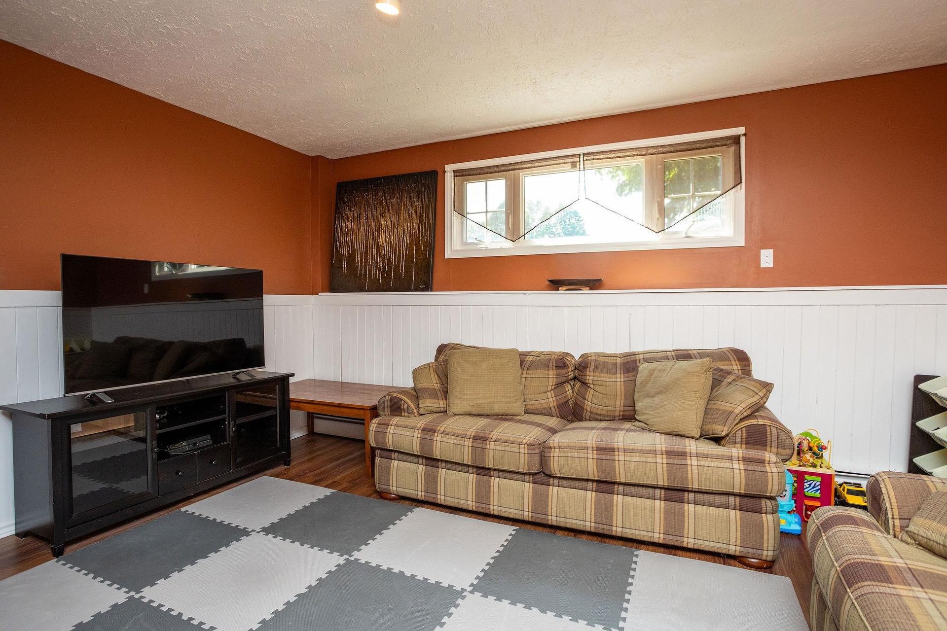 40 Poplar Drive, Cornwall, PE