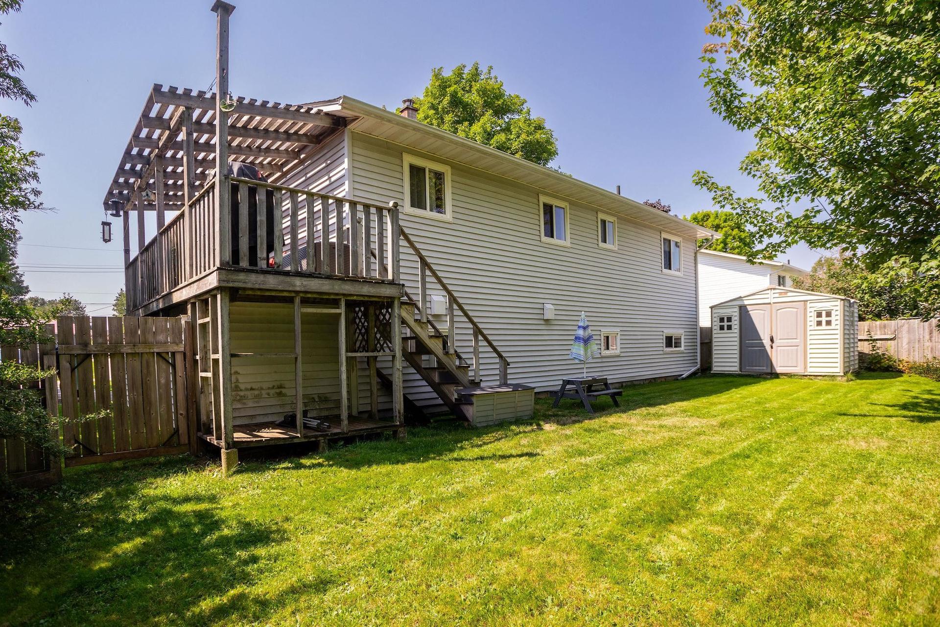40 Poplar Drive, Cornwall, PE