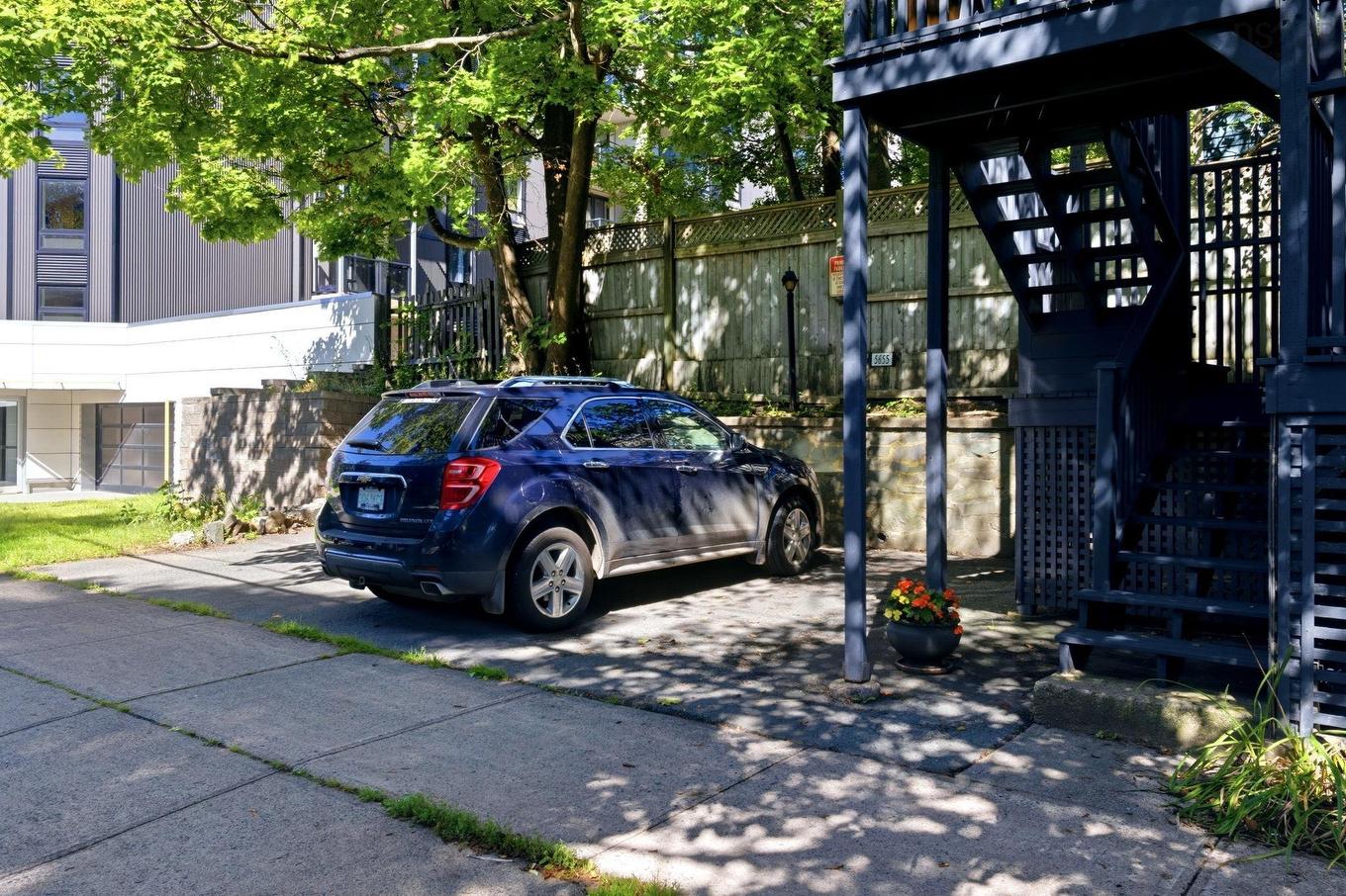 1038 Lucknow Street, Halifax, NS