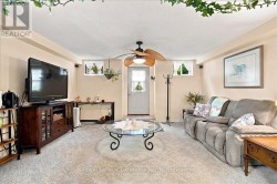 Suite Living Room & Entry - 