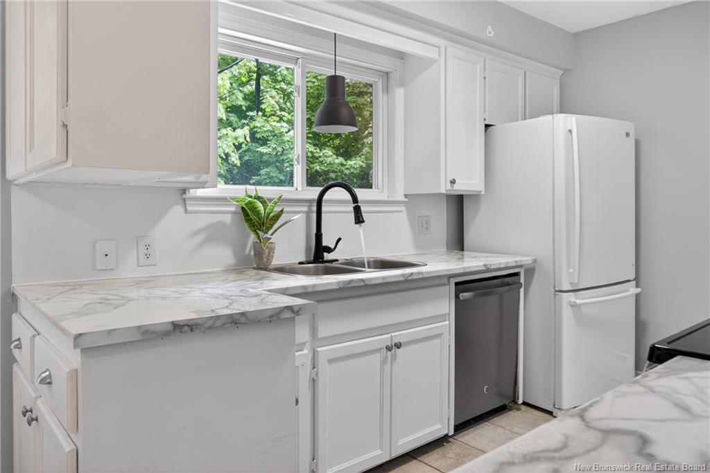 132 Topcliffe Cres, Fredericton, NB