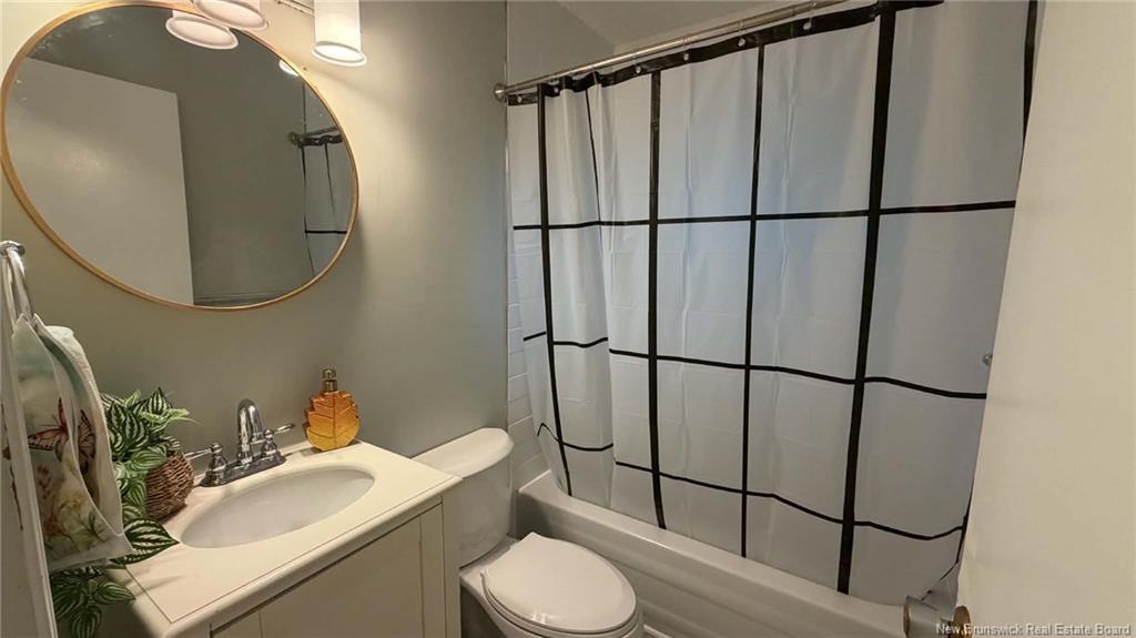 132 Topcliffe Cres, Fredericton, NB