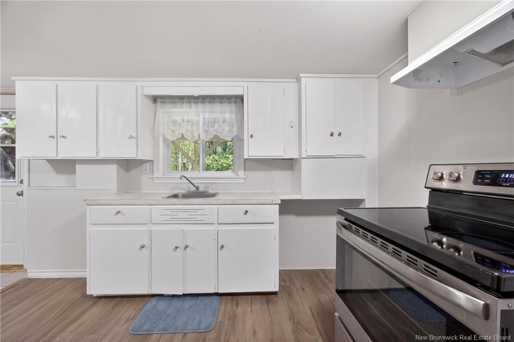 132 Topcliffe Cres, Fredericton, NB