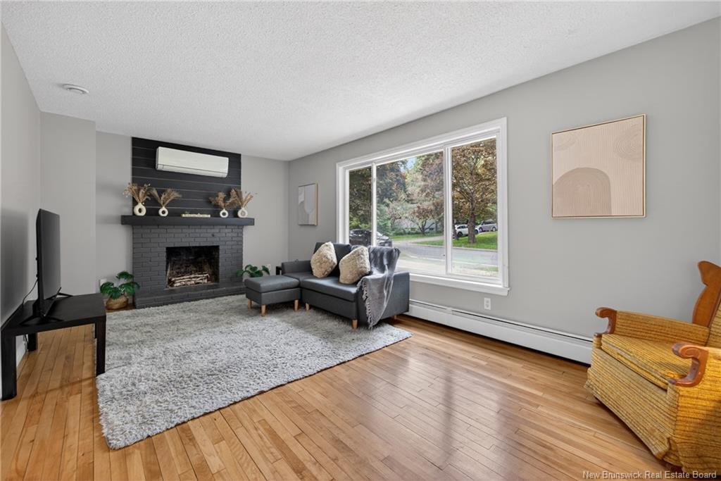 132 Topcliffe Cres, Fredericton, NB