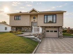 38 Ouellette ST Saint-Jacques, NB E7B 1M9