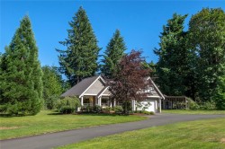 2435 Charleville Rd Campbell River, BC V9W 4N4