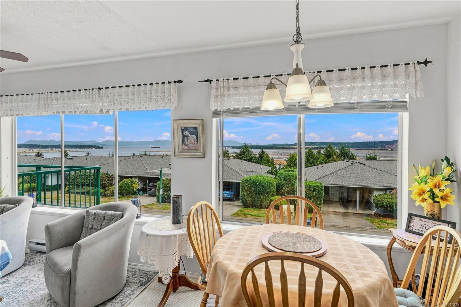 977 Highview Terr, Nanaimo, BC