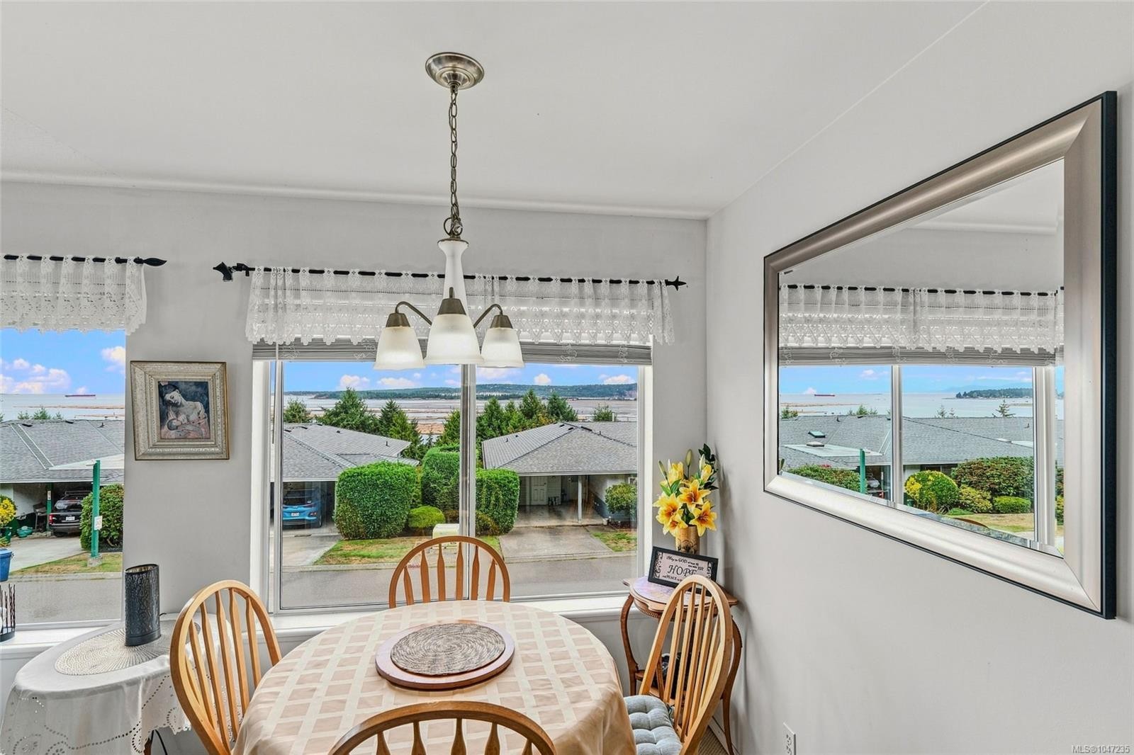 977 Highview Terr, Nanaimo, BC