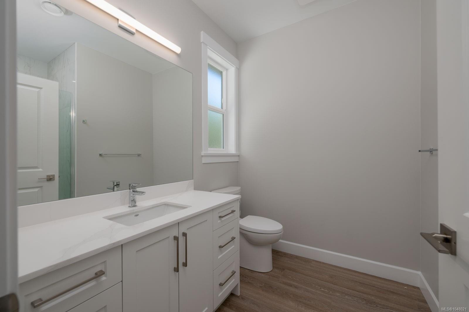 1342 Mckinley Rd, Ladysmith, BC