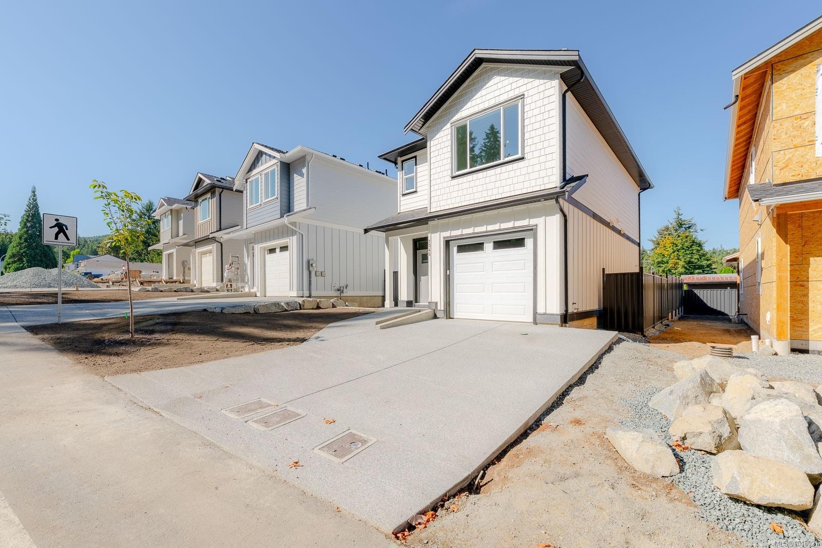 1342 Mckinley Rd, Ladysmith, BC