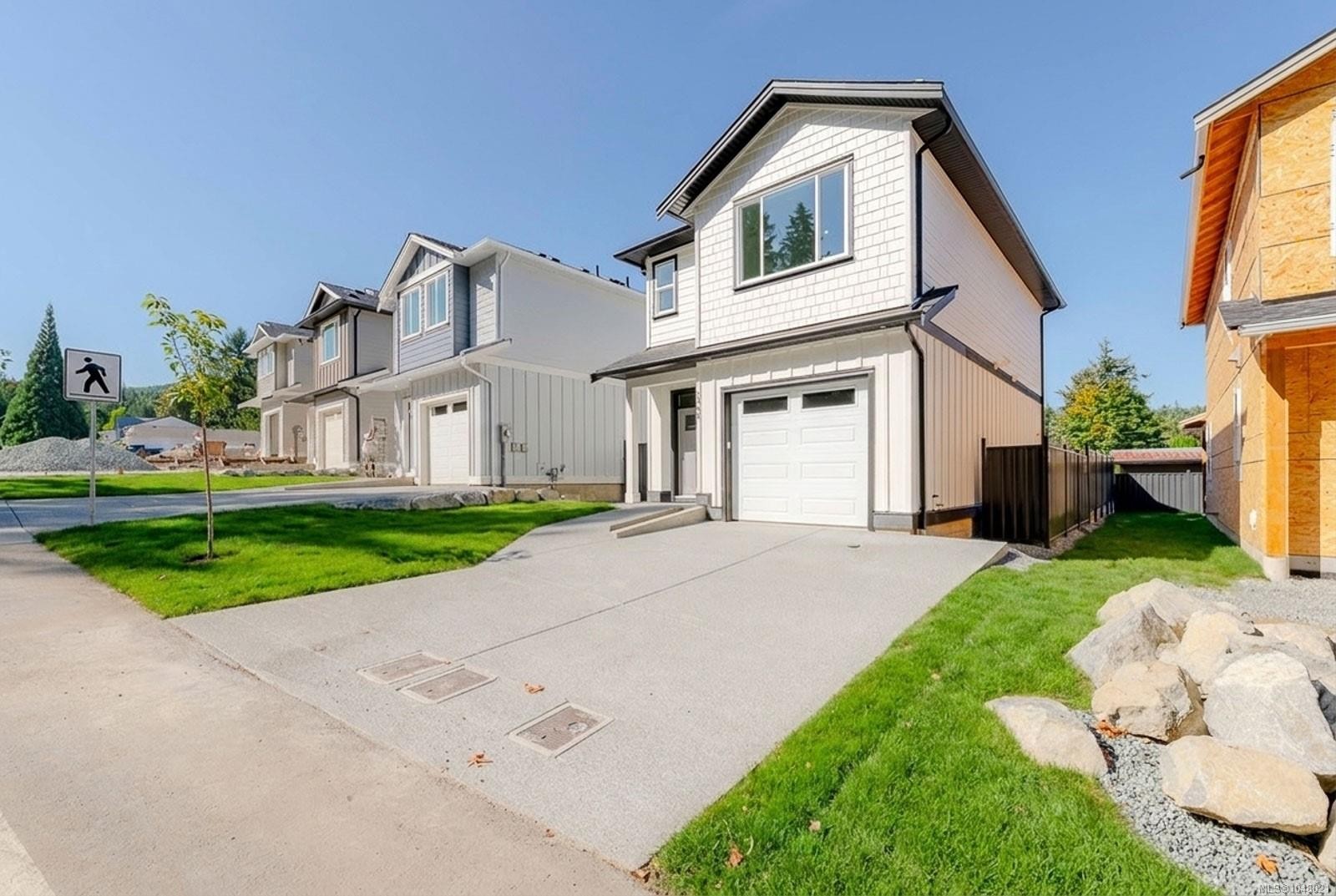 1342 Mckinley Rd, Ladysmith, BC