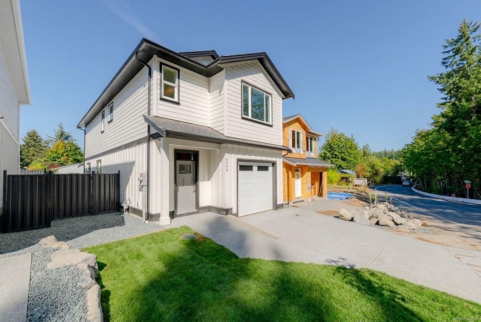 1342 Mckinley Rd, Ladysmith, BC