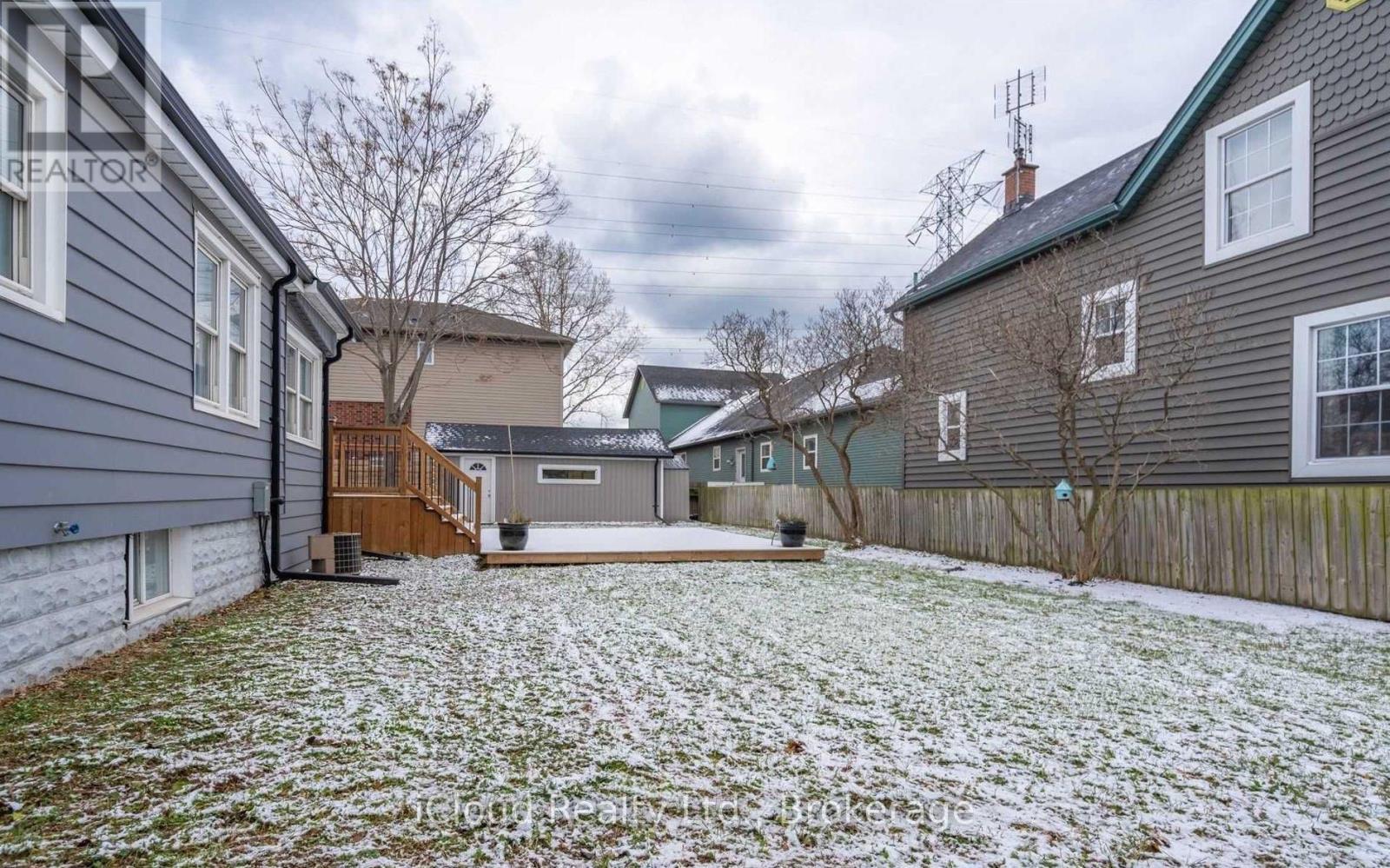 Main - 361 Beach Boulevard W, Hamilton, ON