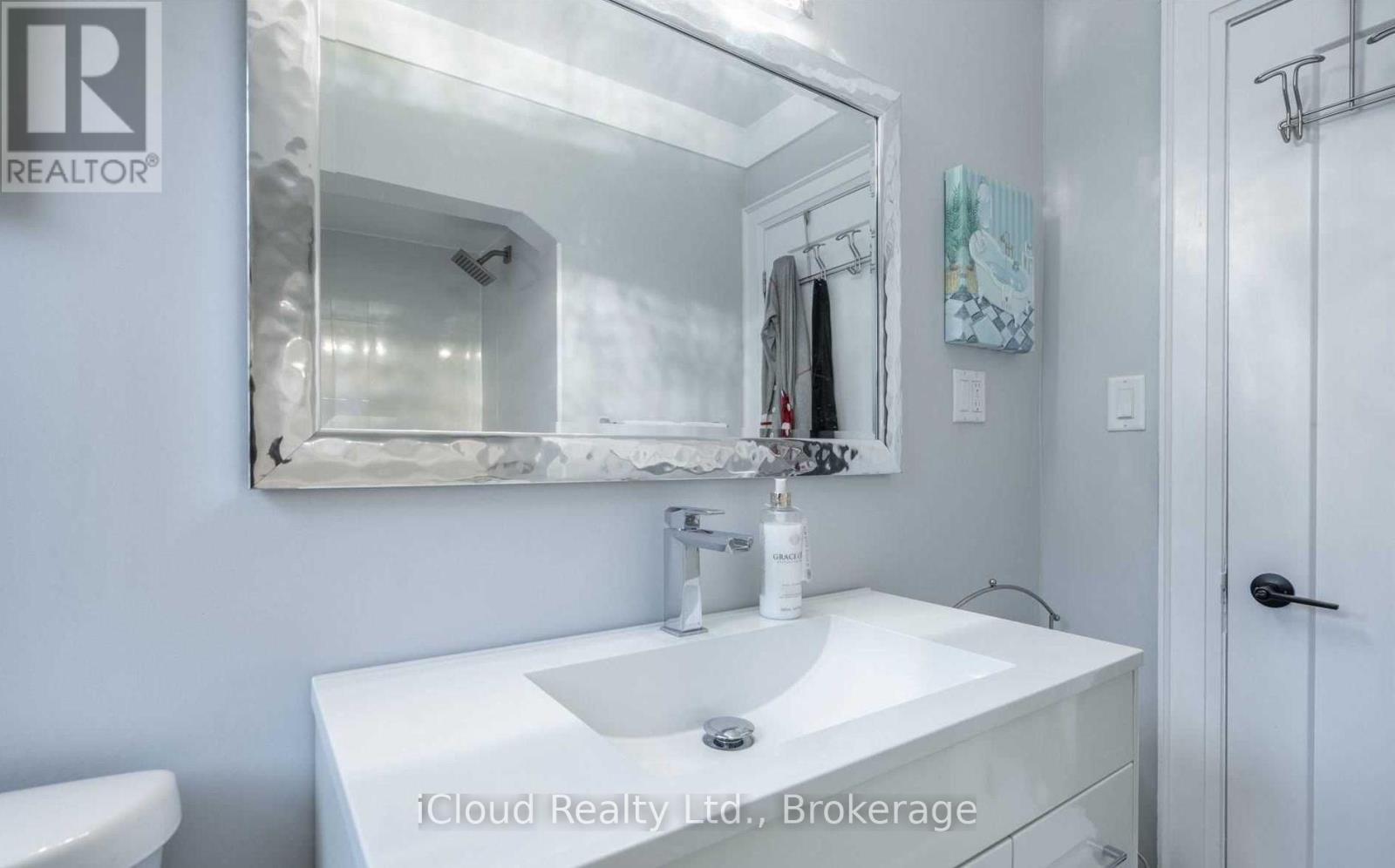 Main - 361 Beach Boulevard W, Hamilton, ON