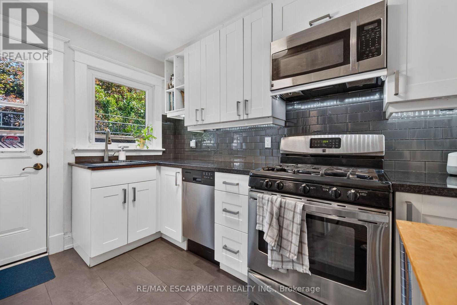 163 Hess Street S, Hamilton, ON