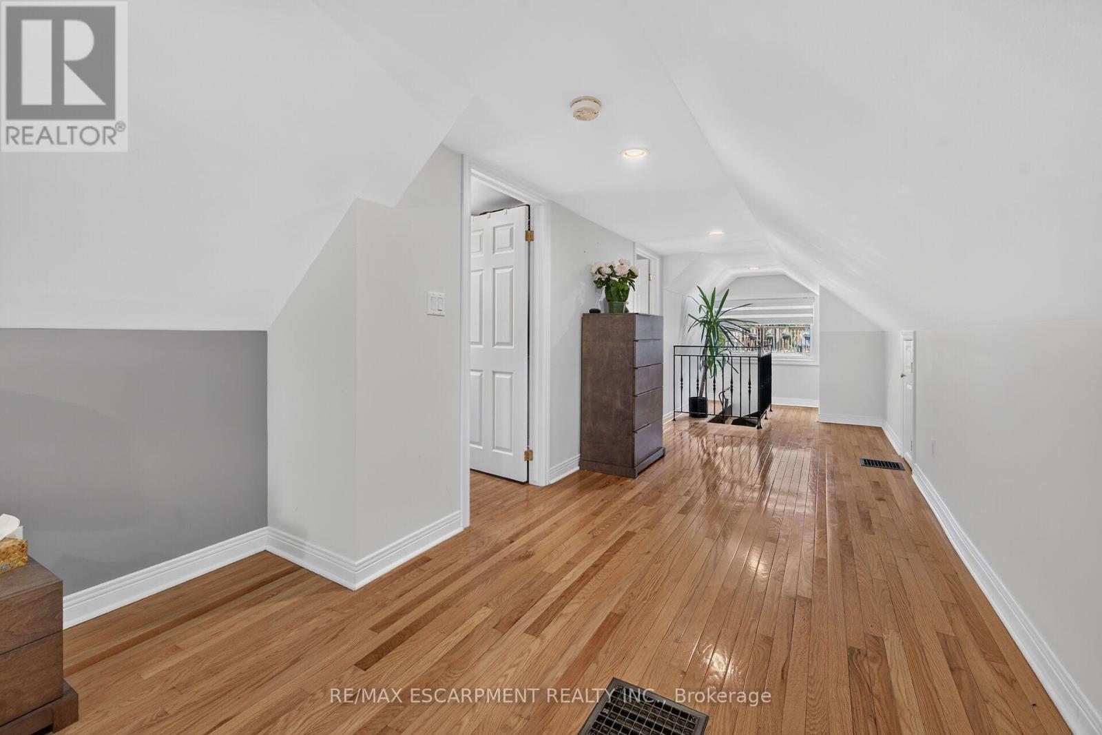 163 Hess Street S, Hamilton, ON