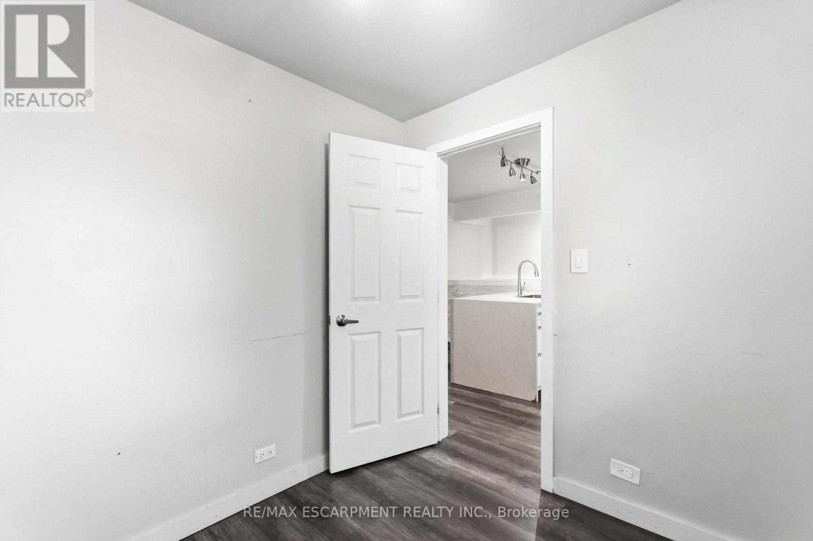 37 Maplecrest Avenue, St. Catharines, ON