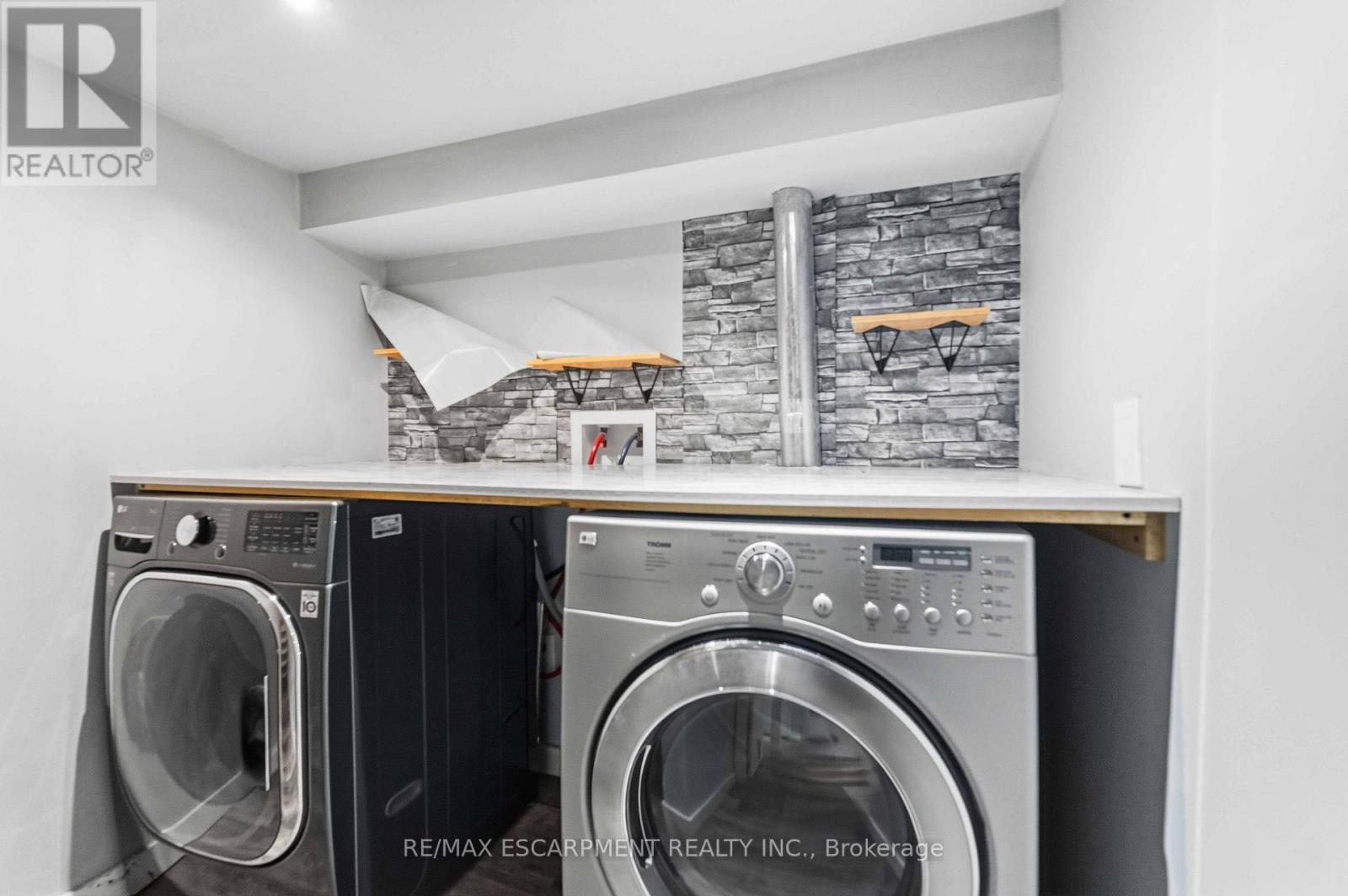 37 Maplecrest Avenue, St. Catharines, ON