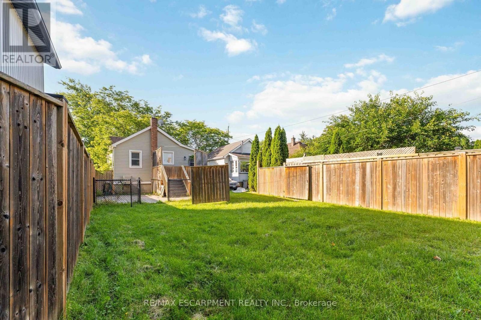 37 Maplecrest Avenue, St. Catharines, ON