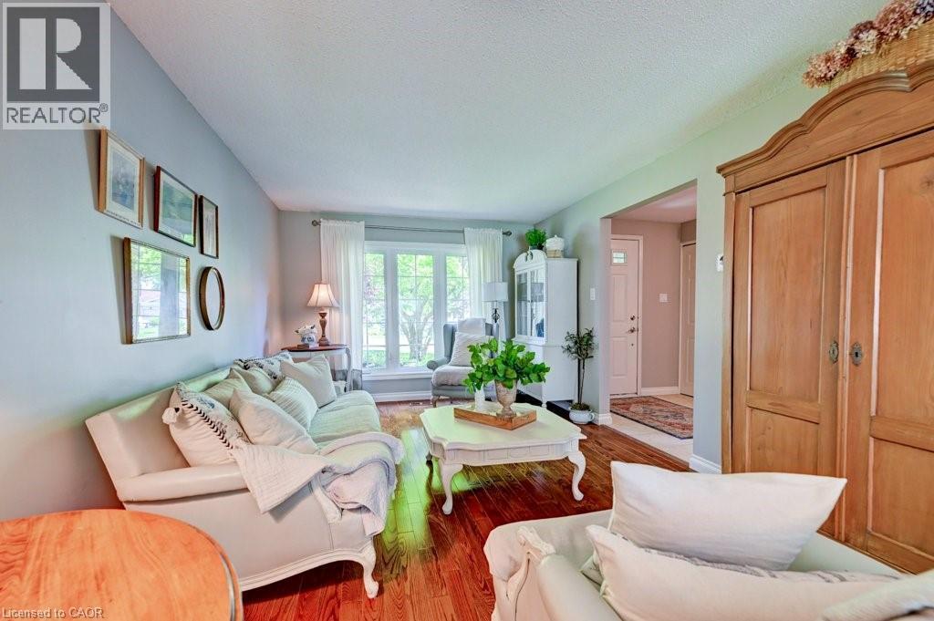 469 Westvale Drive, Waterloo, ON