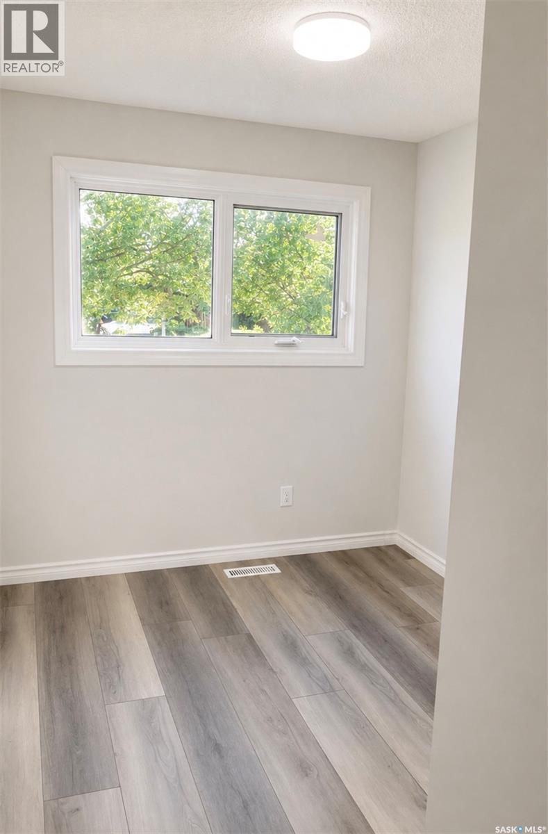 1510 Mckercher Drive, Saskatoon, SK