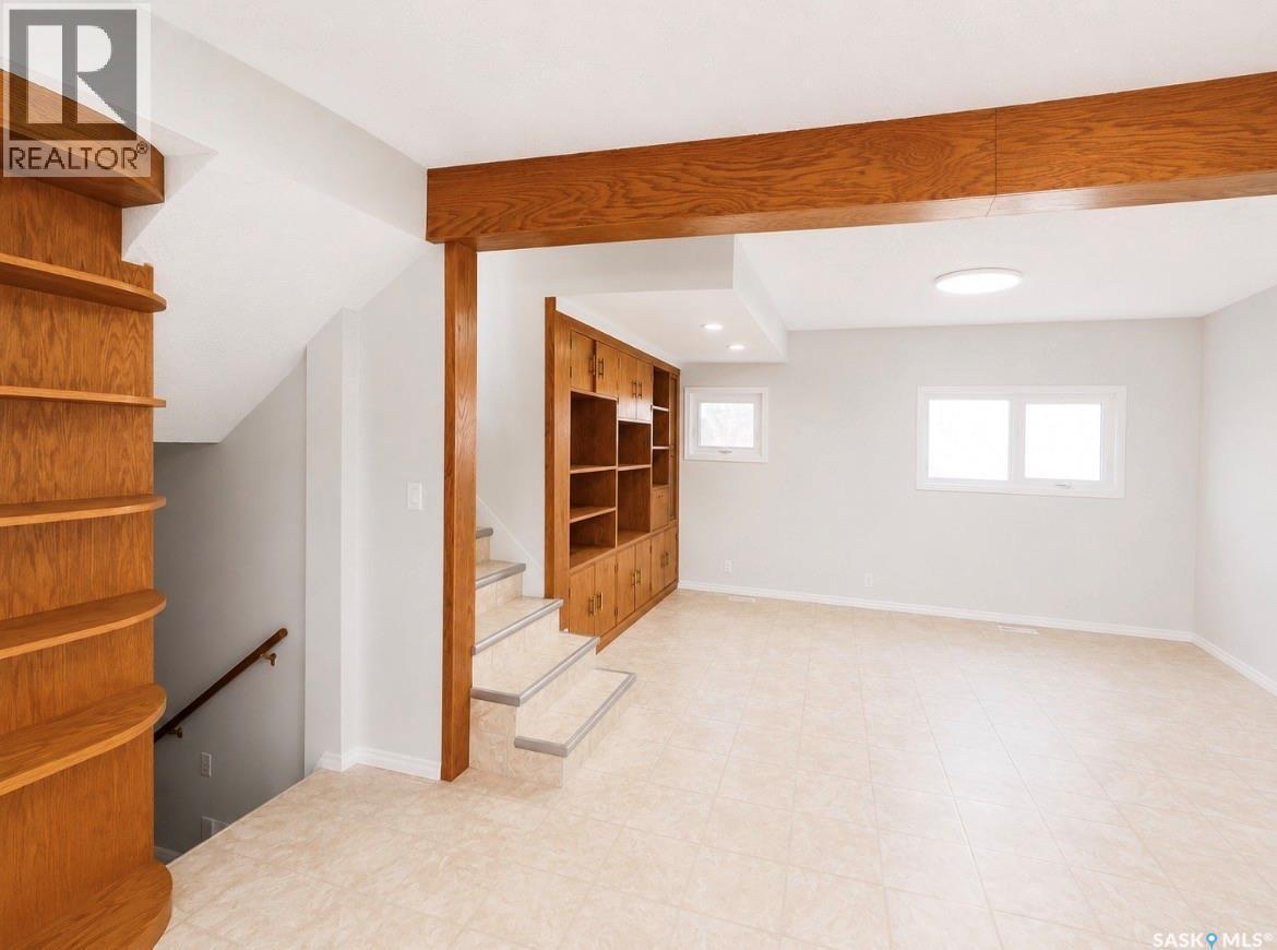 1510 Mckercher Drive, Saskatoon, SK