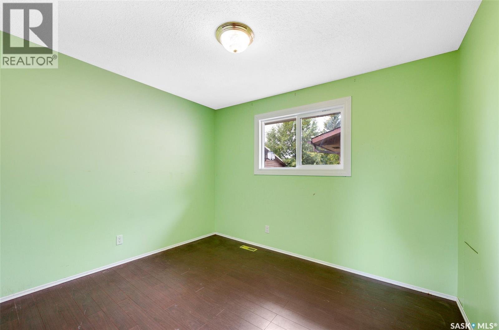 3657 Diefenbaker Drive, Saskatoon, SK